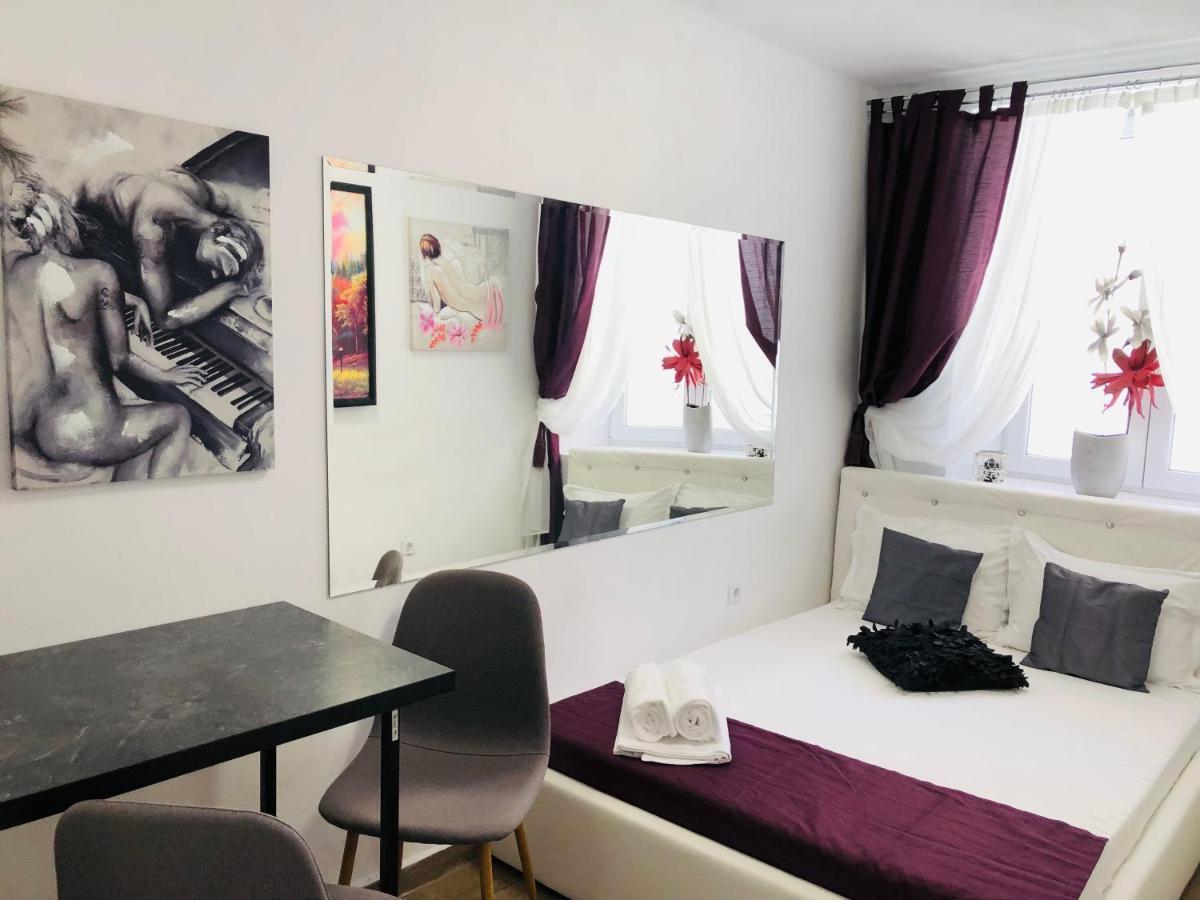 Central Petit Room Braşov Eksteriør bilde